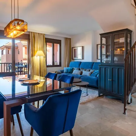 Beautiful In With Wifi Естепона