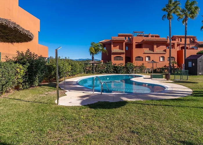 Beautiful In With Wifi Будинок відпочинку Естепона